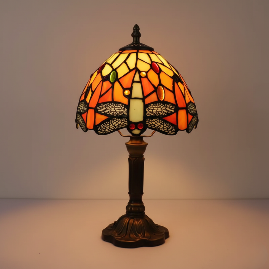 MOSAICRA | ELEGANT LAMP GLOW WITH GOLDEN ACCENT