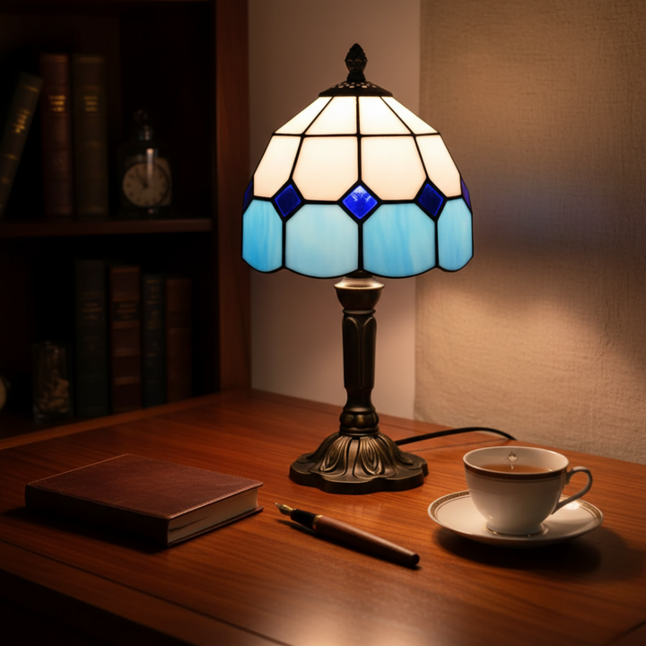 LUMORA | VINTAGE DANCING LAMP IN OCEAN LIGHT