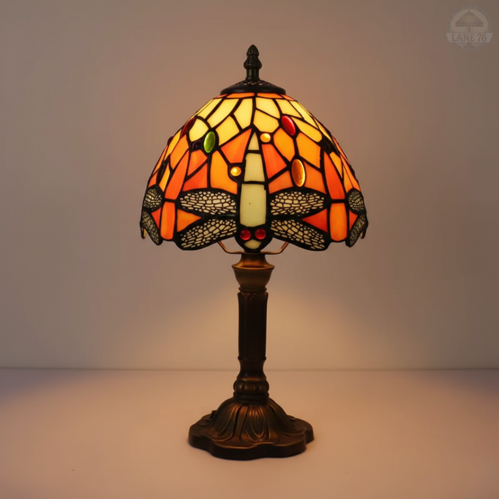Vážka | Stolní lampa ve stylu Tiffany