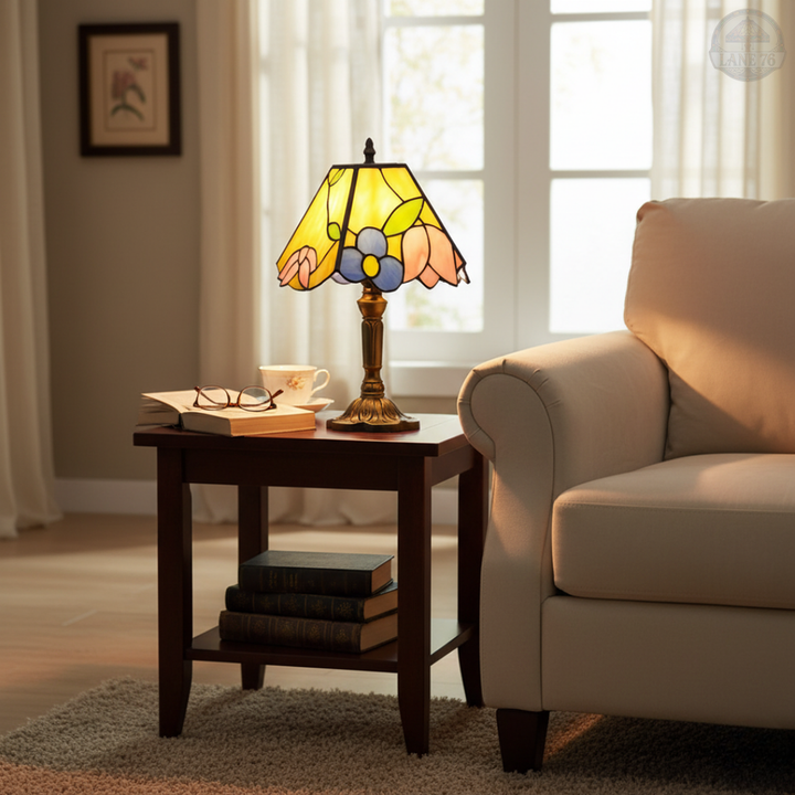 Zlatá zahrada | Stolní lampa ve stylu Tiffany
