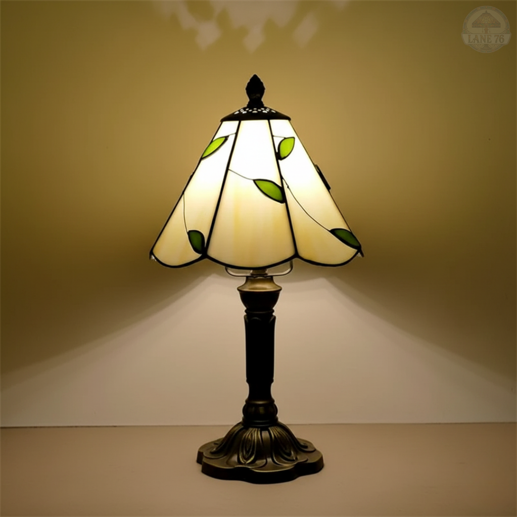 Jemný vánek | Stolní lampa ve stylu Tiffany